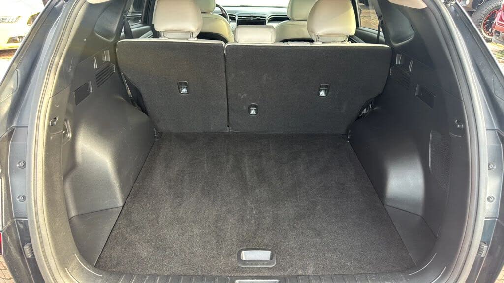 
								2023 Hyundai Tucson Limited AWD full									