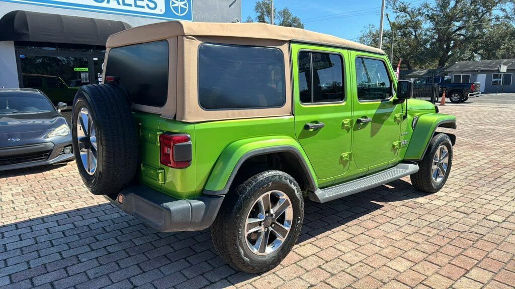 
								2019 Jeep Wrangler Unlimited Sahara 4WD full									