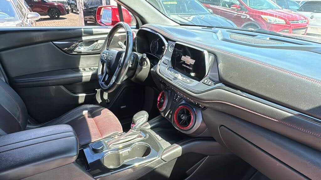 
								2020 Chevrolet Blazer RS FWD full									